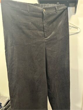 SHEIN Black Corduroy Wide-Leg Men's Pants